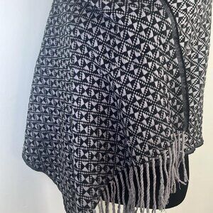 Wool Blend 24"X34" Shawl Wrap Witchy Whimsy Goth Lagenlook Fall Winter Outdoors